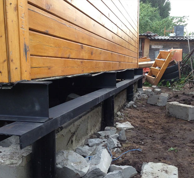 Поднять дом на винтовые сваи в Артёмовском